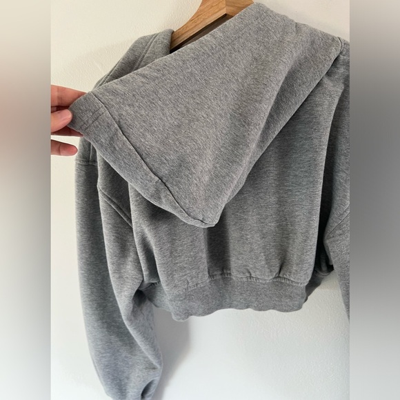 For Love & Lemons Josie Heather Gray Cropped Hooded Sweatshirt Size Large - Picture 8 of 11
